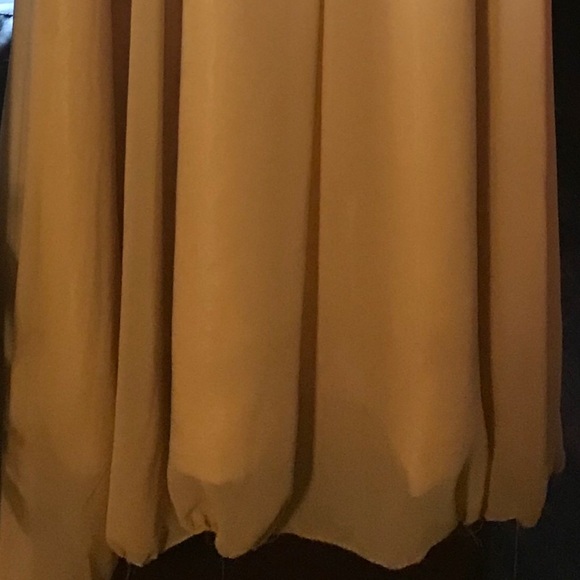Long beige dress - Picture 3 of 3